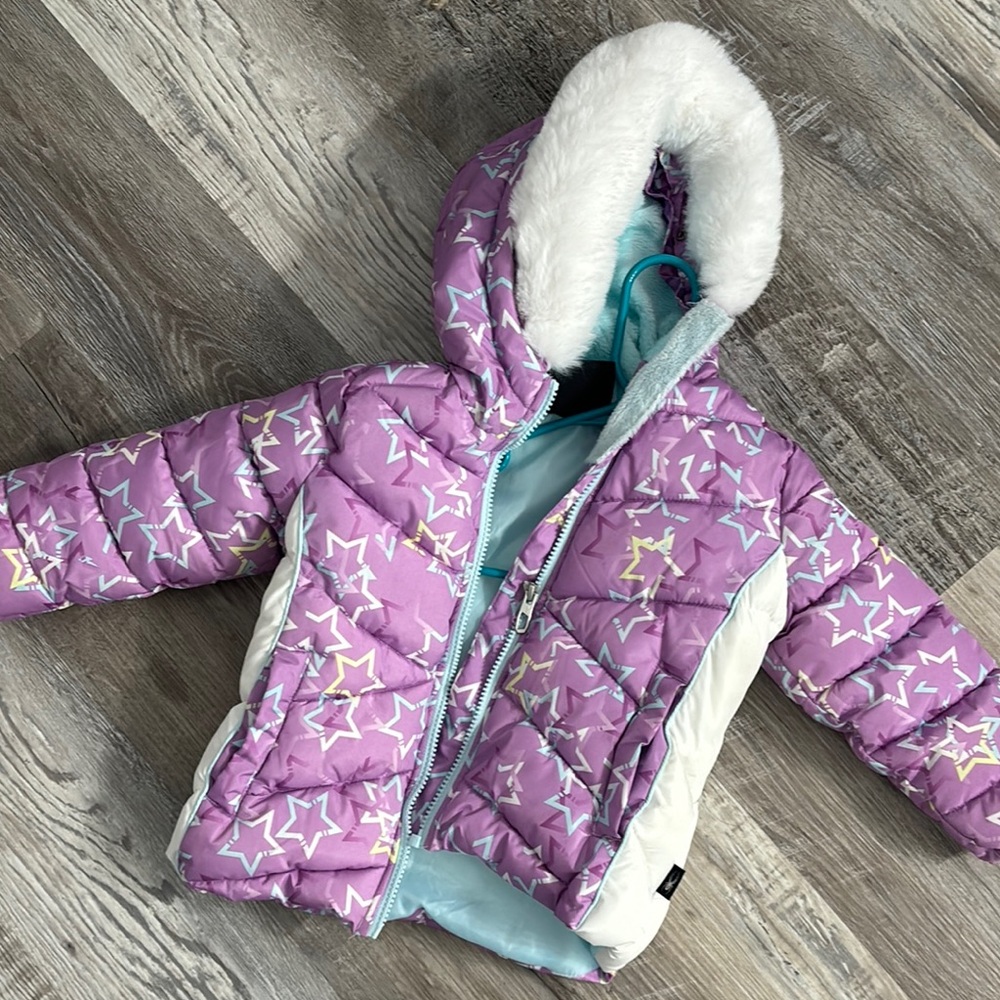 TODDLER- Purple Star Patterned Puffer Jacket with White Fur Hood